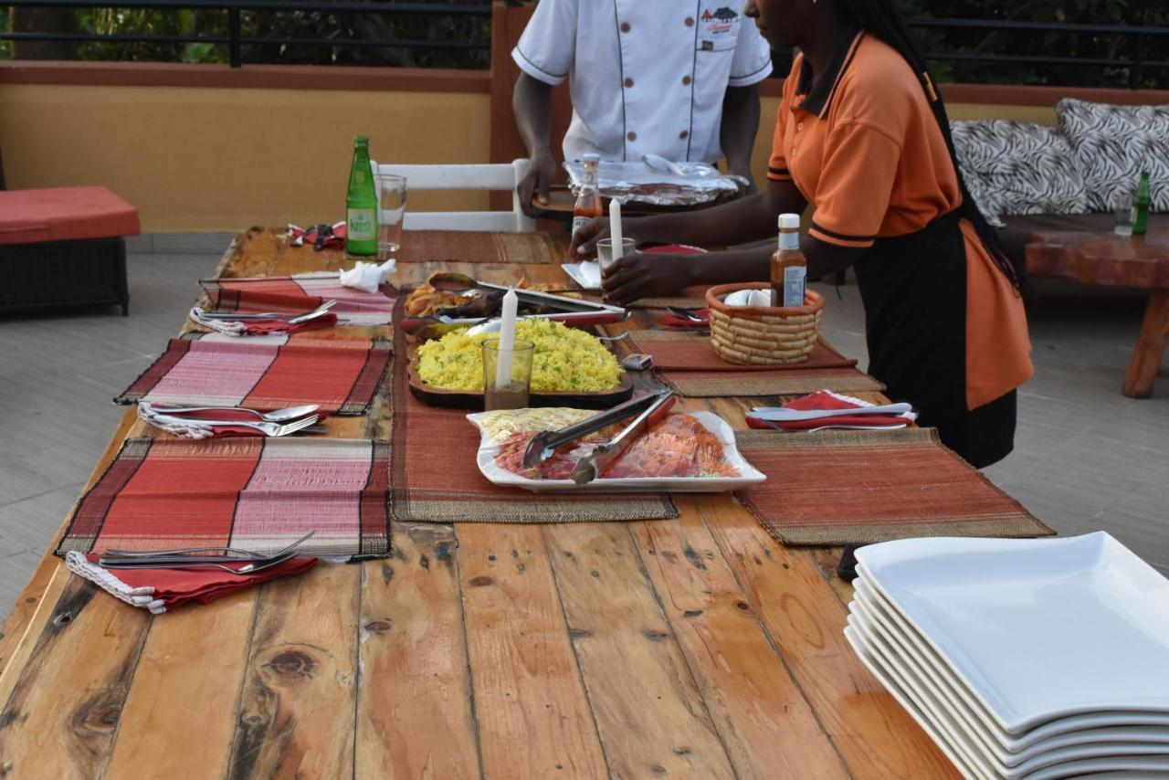Secrets Guest House Entebbe Esterno foto
